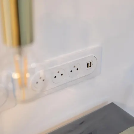 Le Prestigieux - Proximite Immediate Gare I Tramway I Netflix I Ideal Etudiant, Salarie - Elegant & Confort *